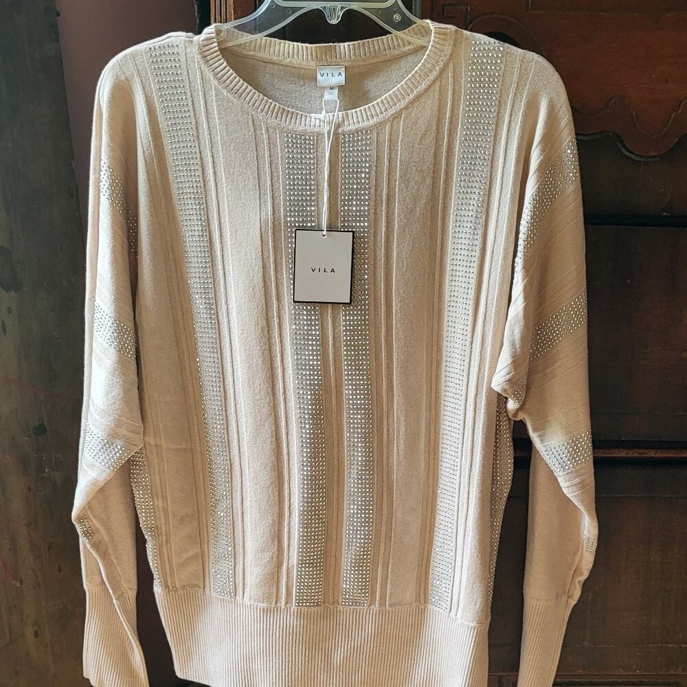 New Vila sweater size medium